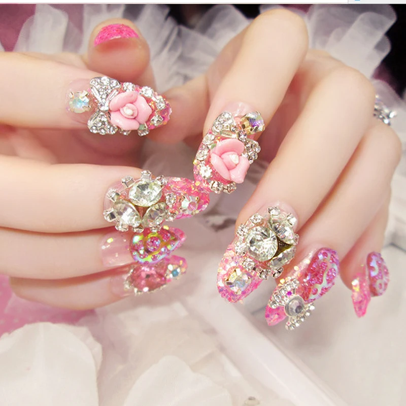 

2019 24pcs/set 3D False Nails Crystal Rhinestone Glitter Tips Bridal Nail Women Wedding Z099