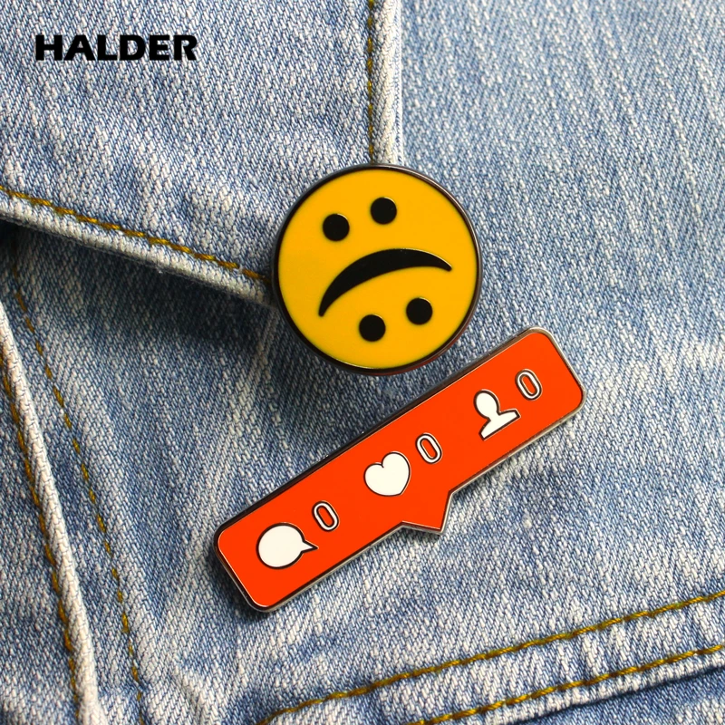 

HALDER Cute Yellow Smiley Face Expression Metal Cartoon my mood Brooches Lapel Pins backpack Clothes badge Jewelry Accessories