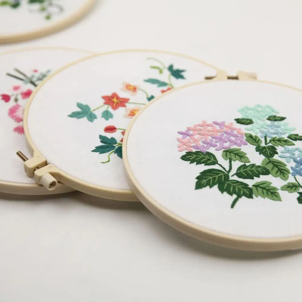 

DIY Handcraft Flower Embroidery Kit Material Package Cross Stitch for Beginner Sewing Art Home Decor Embroidery Wall Painting