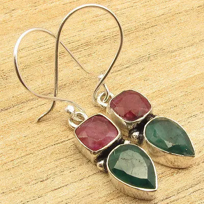 

2 STONE Earrings ! Natural RUBI & Emeralds EXTRA ORDINARY Silver Plated Jewelry