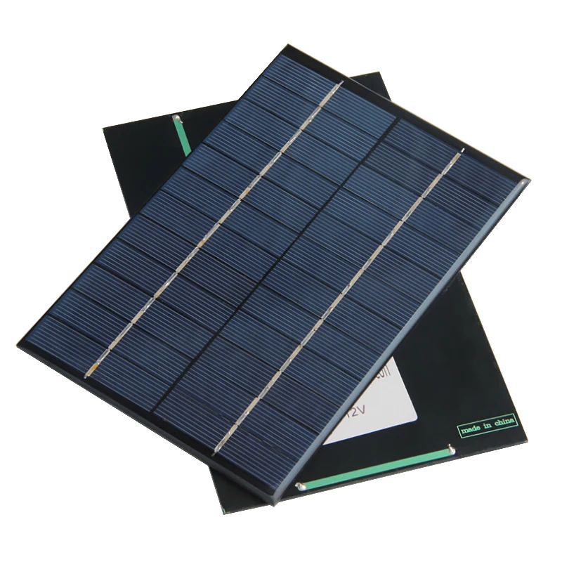 дача в коллективном саду. солнечные электростанции в оаэ. сот солнечный. установка солнечных панелей. Solar photovoltaic.