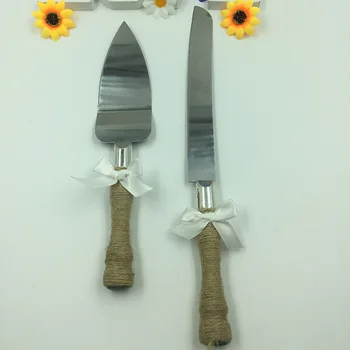 

Hot Selling Jute Personalized Wedding Cake Knife and Server Set with white flower for wedding decoration