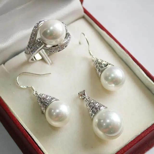 

Hot sale Free Shipping>>AAA 12mm White Shell Pearl Pendant Necklace Earrings Ring Set