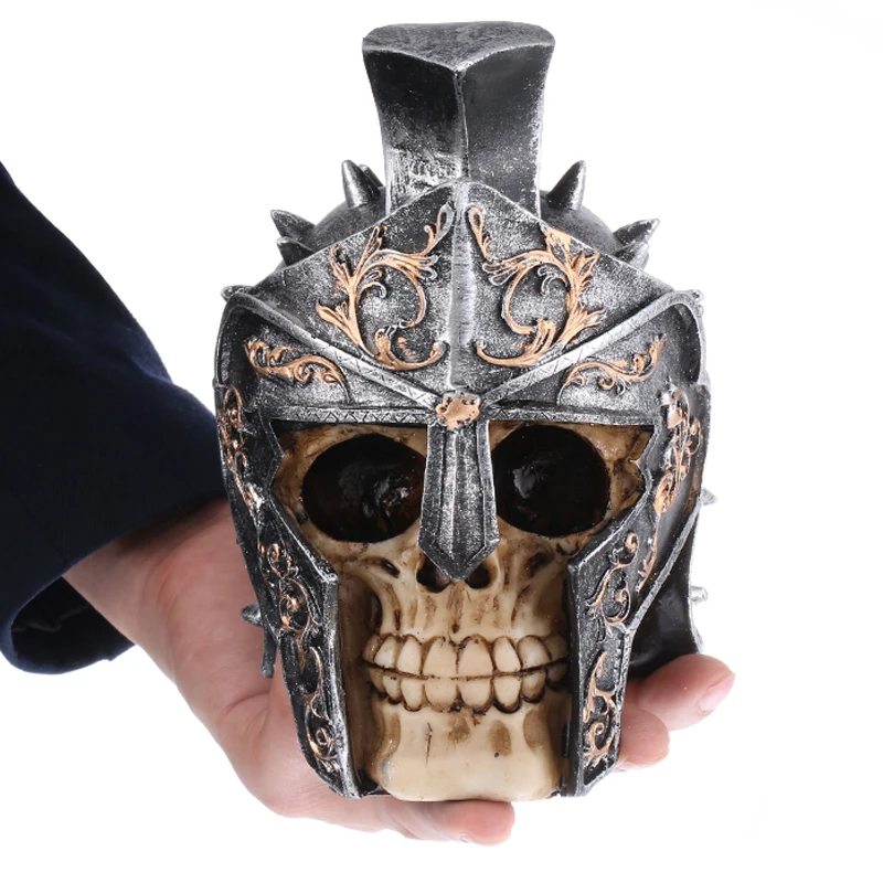 Украшения викингов. Украшения воинов. Брелок маска. Щит и шлем доброго и злого героя. Шлем даэдра.