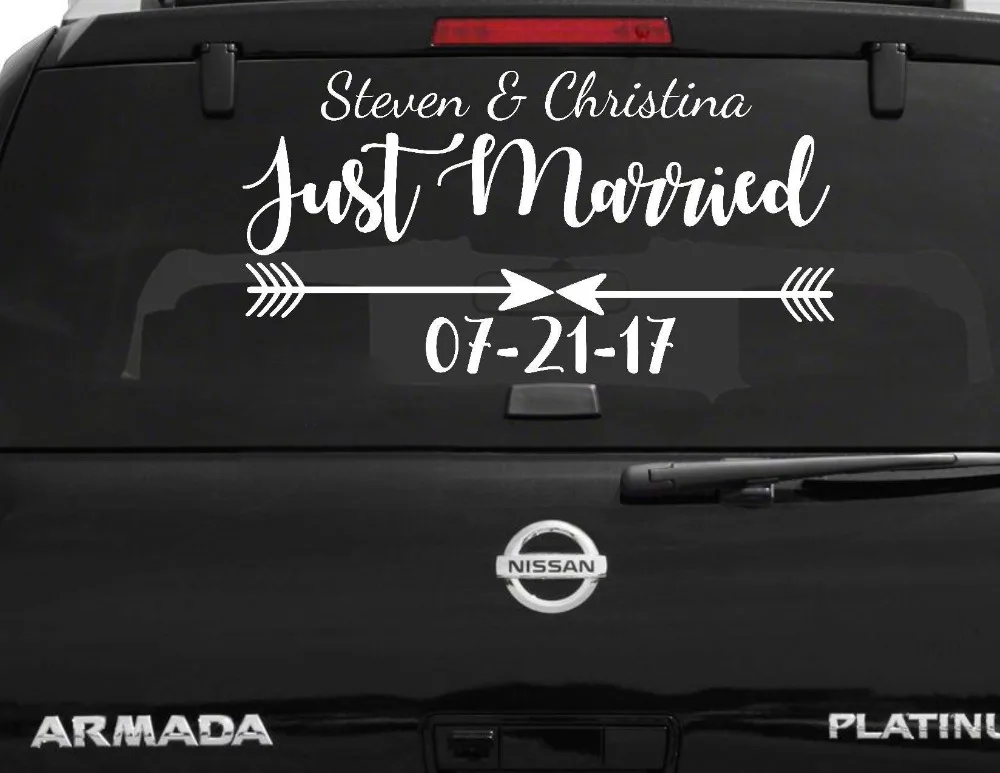 

Arrow Just Married Car Decal Wedding Car Vinyl Sticker with your names date Wedding Car Window Decorations Vehicle Decals B110
