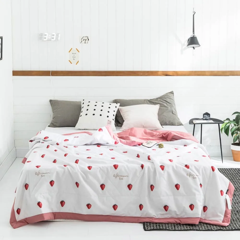 

2019 INS Strawberry Brief Pink Stitching Comforter Summer Quilt Cotton Fabric Quilting Blanket Twin Full Queen Size Bedspread