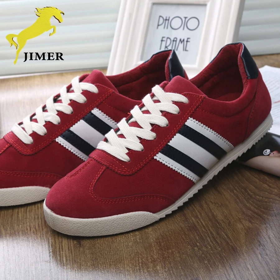 simple sports shoes
