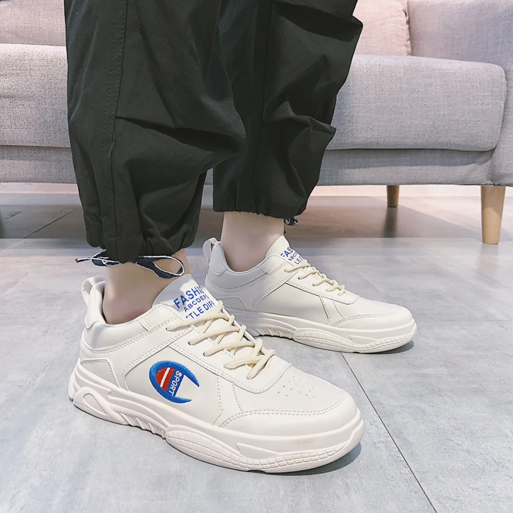 

2019 Men's Spring New Fashion Skateboard Shoes Leather Casual Sneakers Ultra-light Breathable Damping Lace-up Sports Shoes