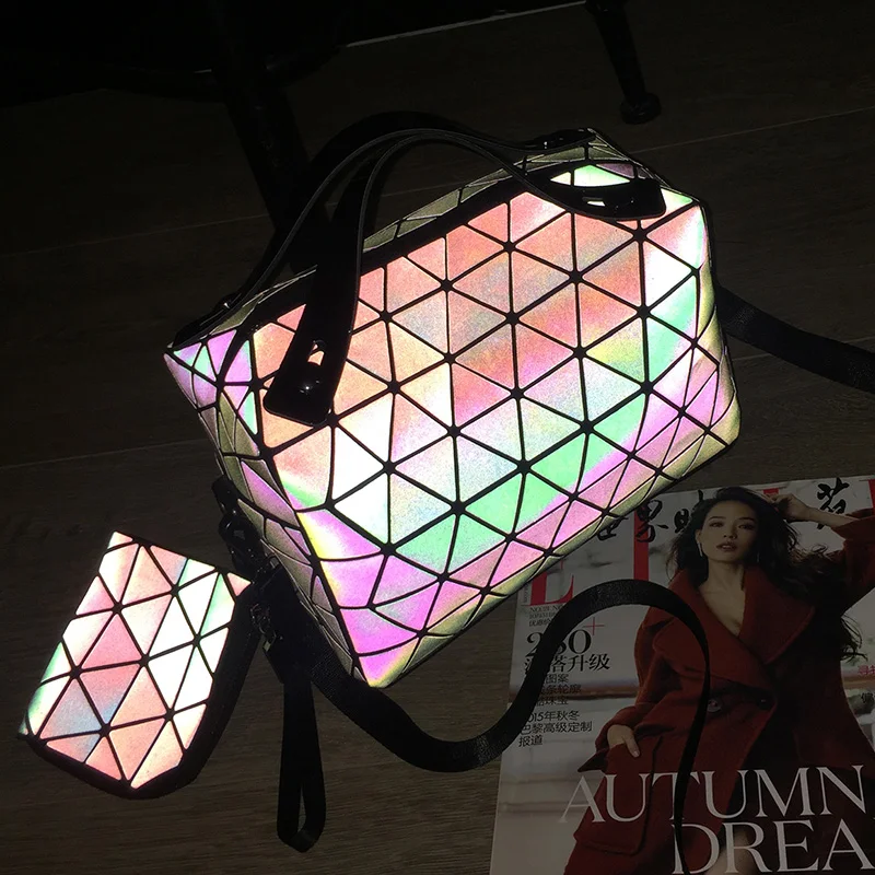 2017 модные светящиеся женские сумки геометрические простые складные на плечо