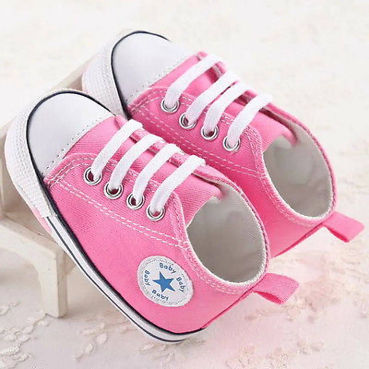 Новинка года; Стильные повседневные ботинки для новорожденных девочек и мальчиков; Лоскутные ботинки для колыбельки на мягкой хлопковой подошве со шнуровкой для малышей от 0 до 18 месяцев - Цвет: Розовый