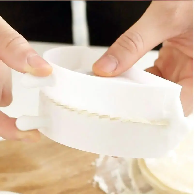 Practical Kitchen Tools Magic Manual Pack Dumpling Machine Food-grade Plastic Pinch Home Pack Dumpling White Color Cooking Tools Practical Kitchen Tools Magic Manual Pack Dumpling Machine Food-grade Plastic Pinch Home Pack Dumpling White Color Cooking Tools