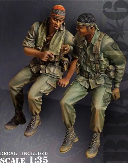 Details about / 1//35 Resin Figure Model Kit Vietnam War US Soldiers Cover Taking Hit Unpainted