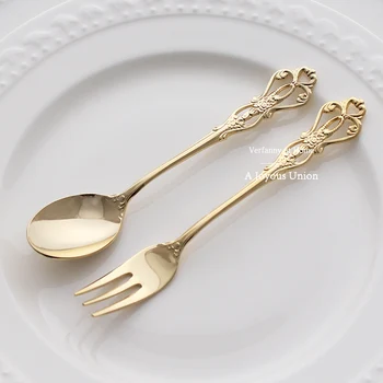 

2PCS Vintage Gold Spoon Fork Cutlery Set 18/10 Stainless Steel Luxury Mini Small Dessert Spoons and Forks for Party