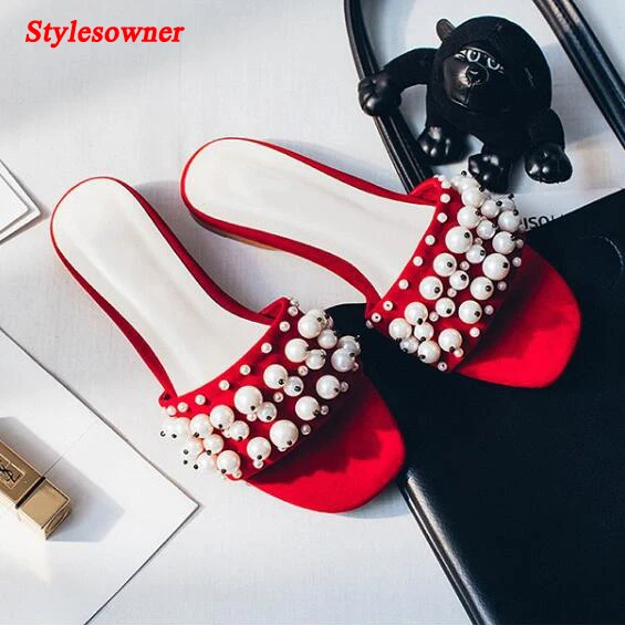 square low heel slides