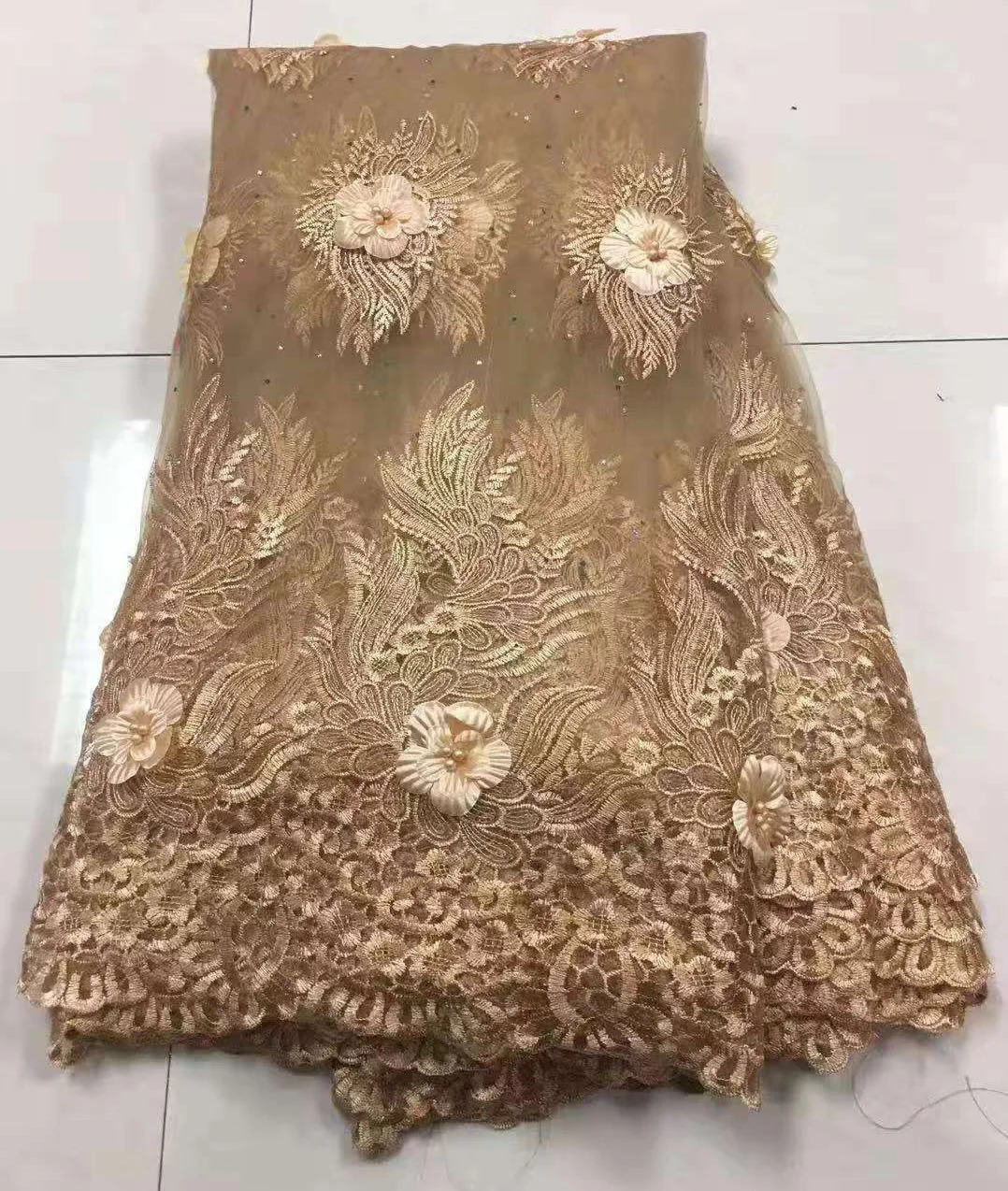 

Gold African Lace Fabric 2019 High Quality Lace French Mesh Fabric Beaded Stones Nigerian Swiss Lace Fabrics for Dress ZJ005