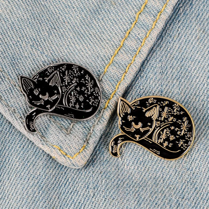 

WEISHUOLI Cute Enamel Drip black and white cat and cat cherry Brooch Pin Wholesale For Women jewelry