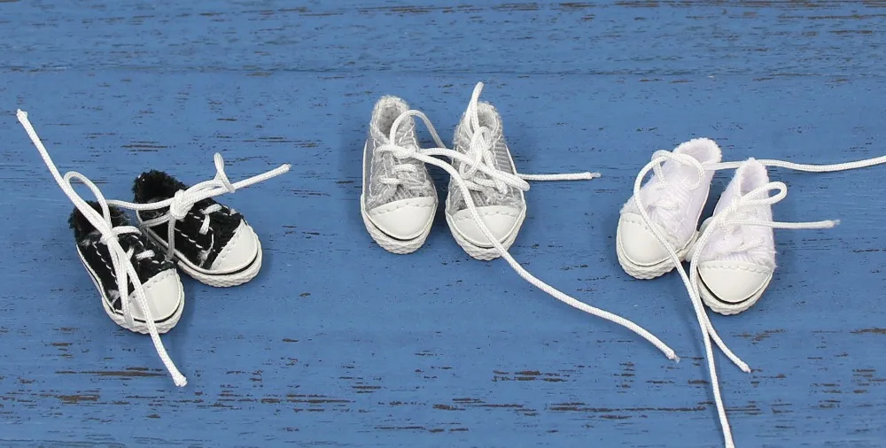 Middie Blythe Doll Sneakers Shoes 2