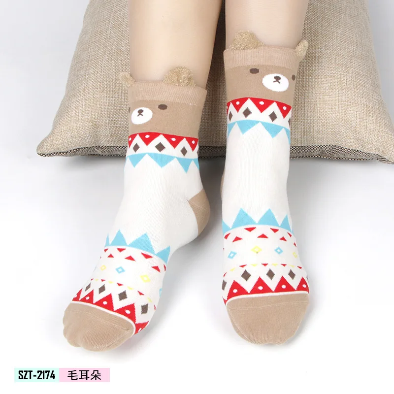 

2018 autumn and winter 3D cartoon animal Women socks Cotton female socks feather yarn ears in the tube socks women