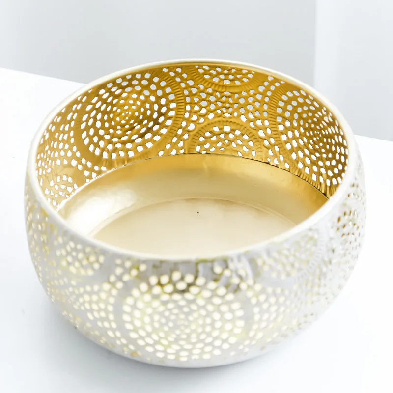 

Hollow Metal Gold Storage Basket Scandinavian Bowl Shape Luxury Fruit Snack Storage Basket Sundries Organizer Home Decor