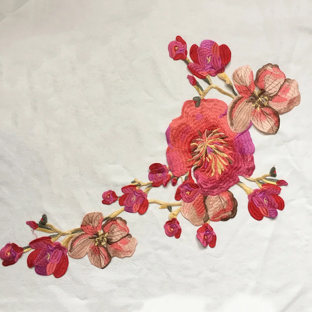 

1Pcs Large Flower Embroidery Applique Patches Sew on Pacthes Motif Clothes Decorated DIY Sewing Supplies LSHB577