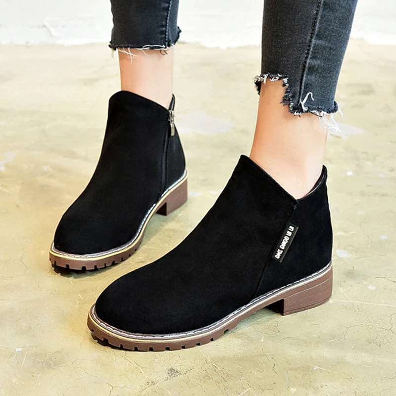 fendi force canvas sneaker