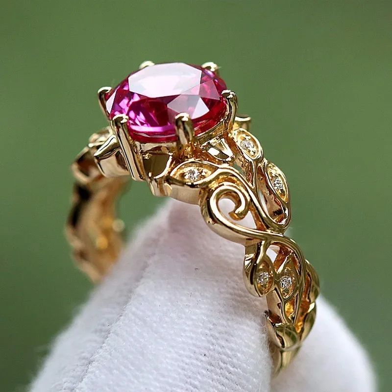 Vintage Retro Big Red Crystal Ring Fashion Jewelry Gold Engagement Rings For Women Accessories