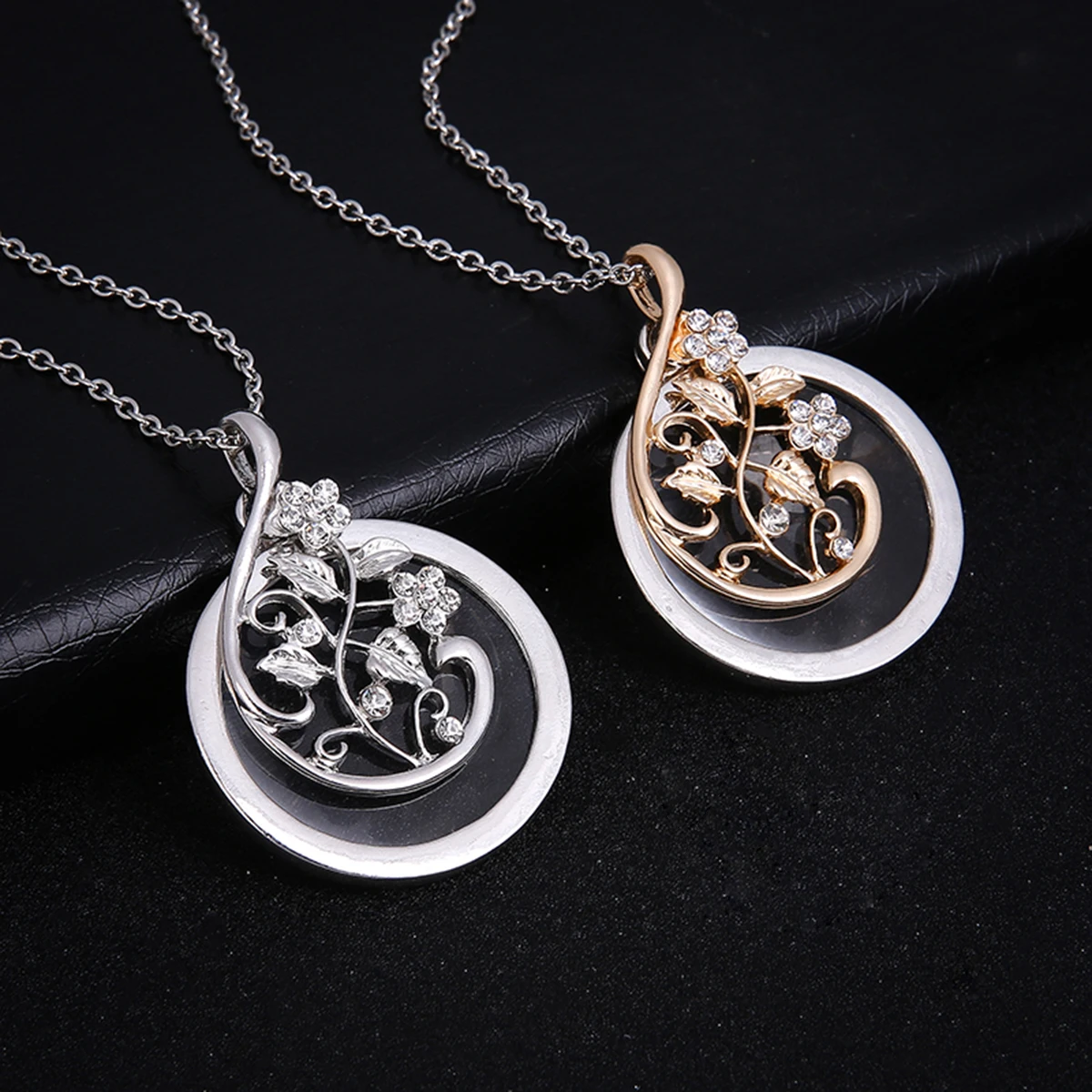Retro Antique Statement Necklace Shellhard Crystal Cat Magnifying Glass Pendant Long Chain Necklace Fashion Jewelry For Women