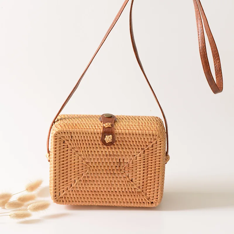 

New Fashion Round Straw Bag Handbags Women Summer Rattan Bag Handmade Woven Beach Handbag For Women square Bag