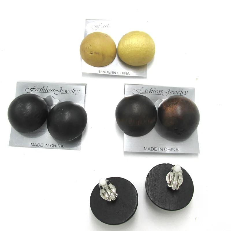 

Free Shipping! Round wood stud earrings can mixed 3 colors