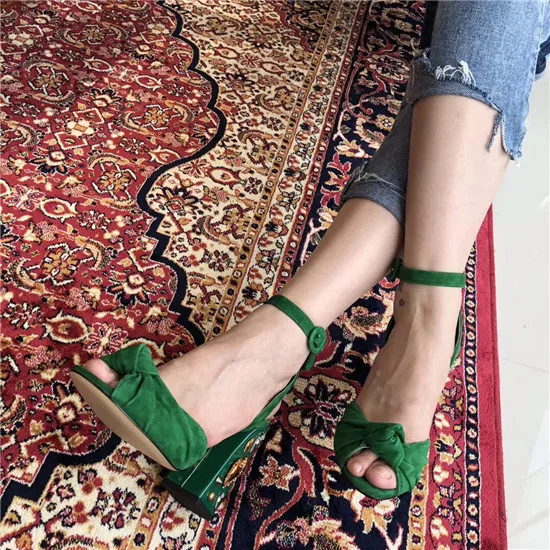 New Heart Style Metal Deco Gladiator Sandals Women High Heels Red Green Suede Women Pumps Wedding Shoes Woman Sandalias Mujer (12)