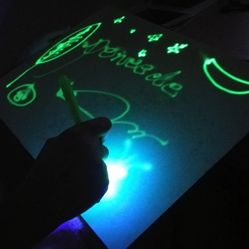 Забавная детская игрушка для рисования ПВХ планшет рисунок в темноте со светом