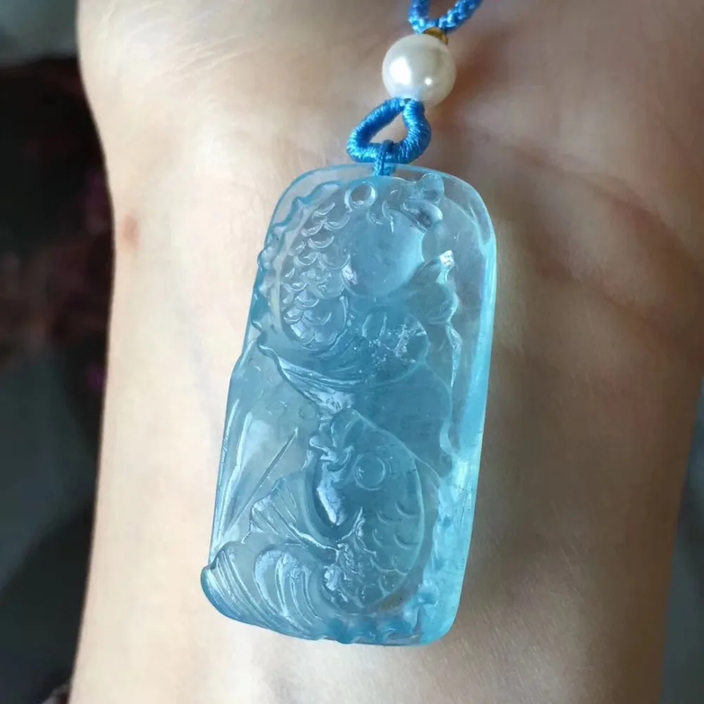 

35x19x9mm Natural Aquamarine Blue Transparent Crystal Pendant For Women Female Gift Gemstone Ocean Pendant AAAAA Drop Shipping