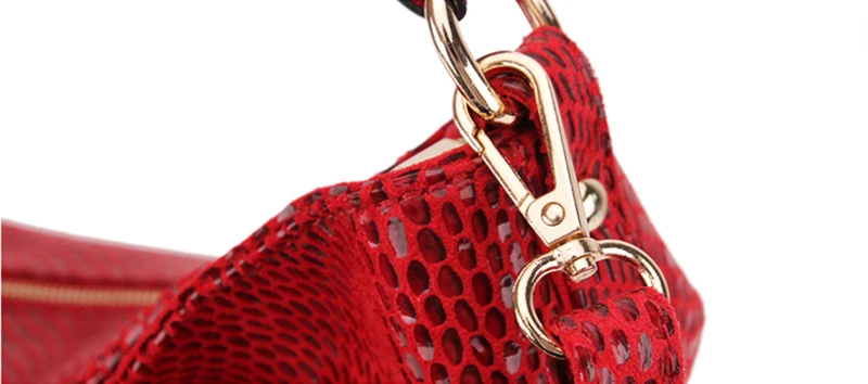 Women Snake Leather Shoulder Bag Female Serpentine Pattern Hobos Bags Tassel Big Handbag Luxury Designer Ladies Tote SS0309 (5)