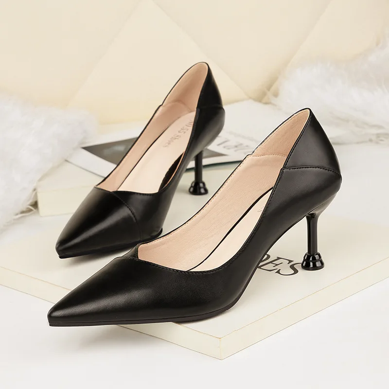 pointed shoes with heels