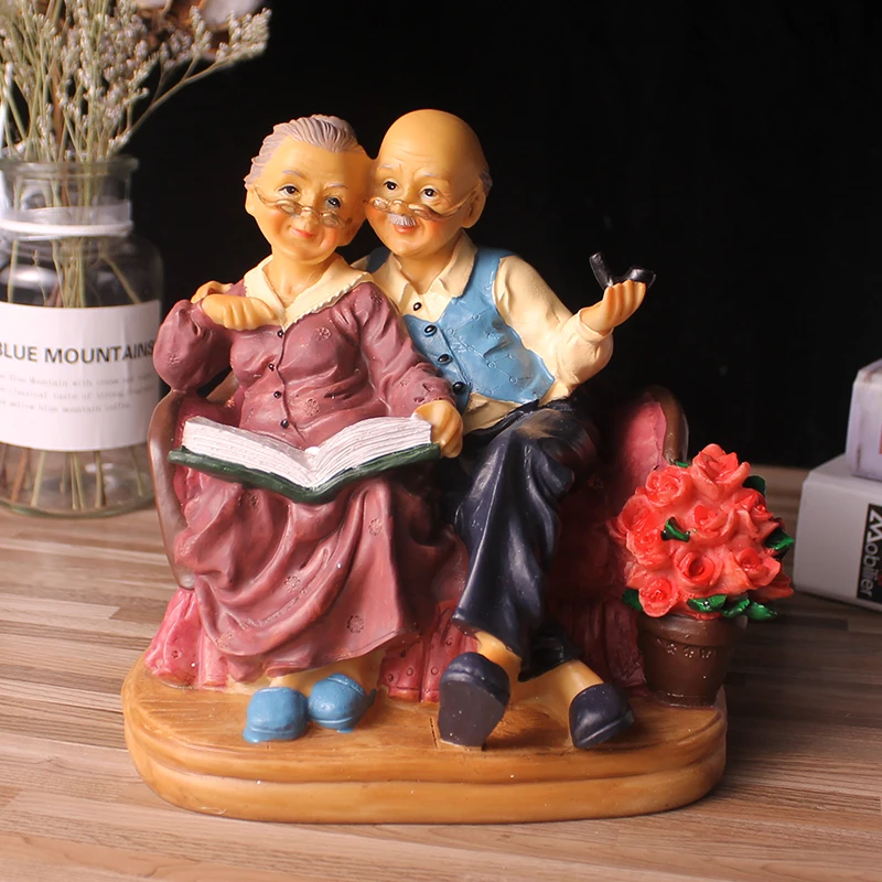 

Figures Miniature Garden Resin Crafts Grandma statuettes for home decoration accessories Terrarium Figurines Wedding Gifts