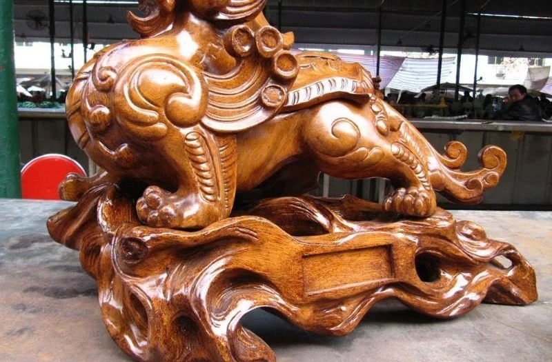 

Chinese Folk Yellow Wood Carved Fengshui Evil beast Foo Dog kylin Kirin Statue