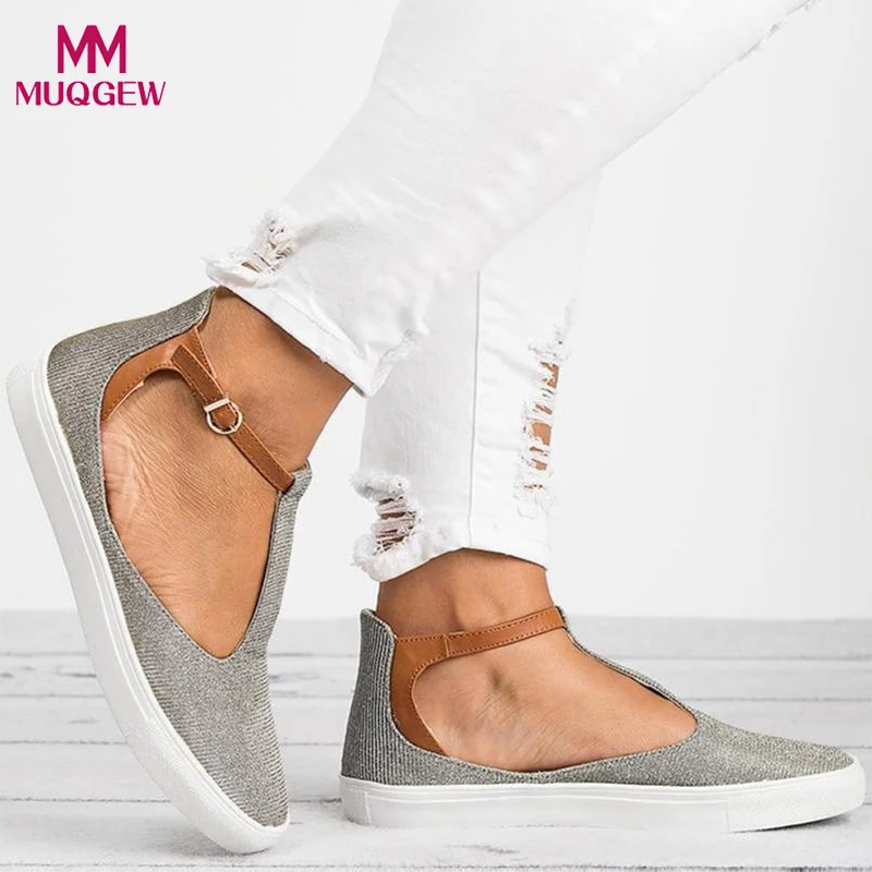 Women Flat Shoes Vintage Out Shoes Round Toe Platform Flat Heel Buckle