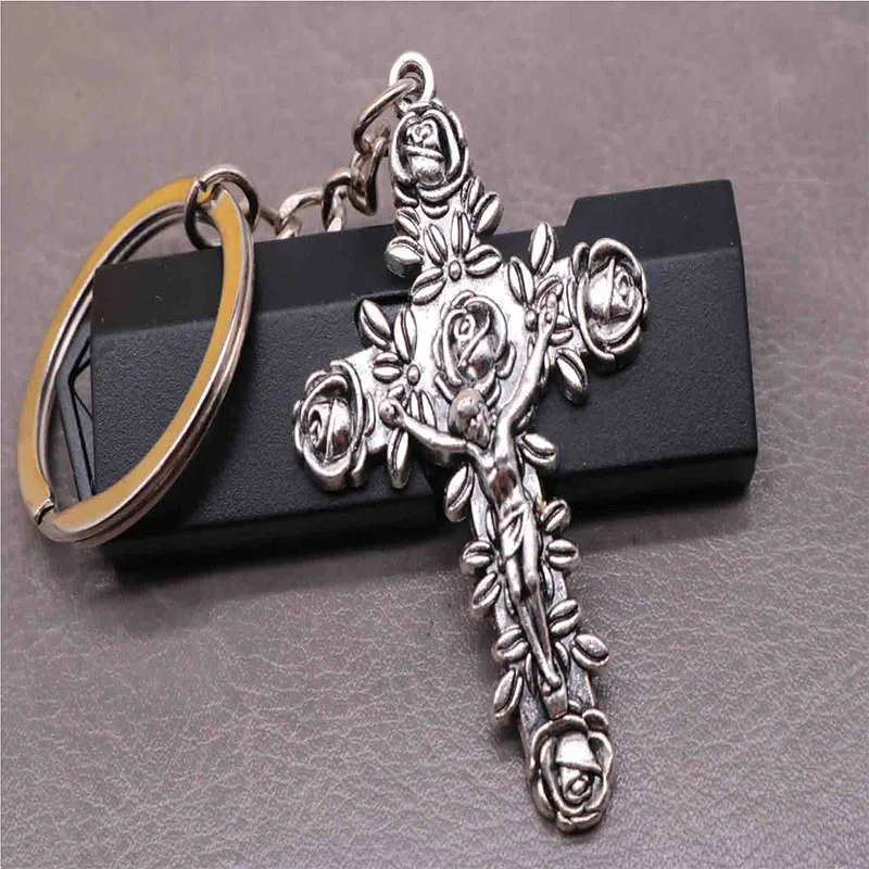 

Religious Charm Rose Cross Jesus Rose Key Chain Ladies Men Christian Keychain Car Bag Pendant Jewelry Charm Jewelry Gift