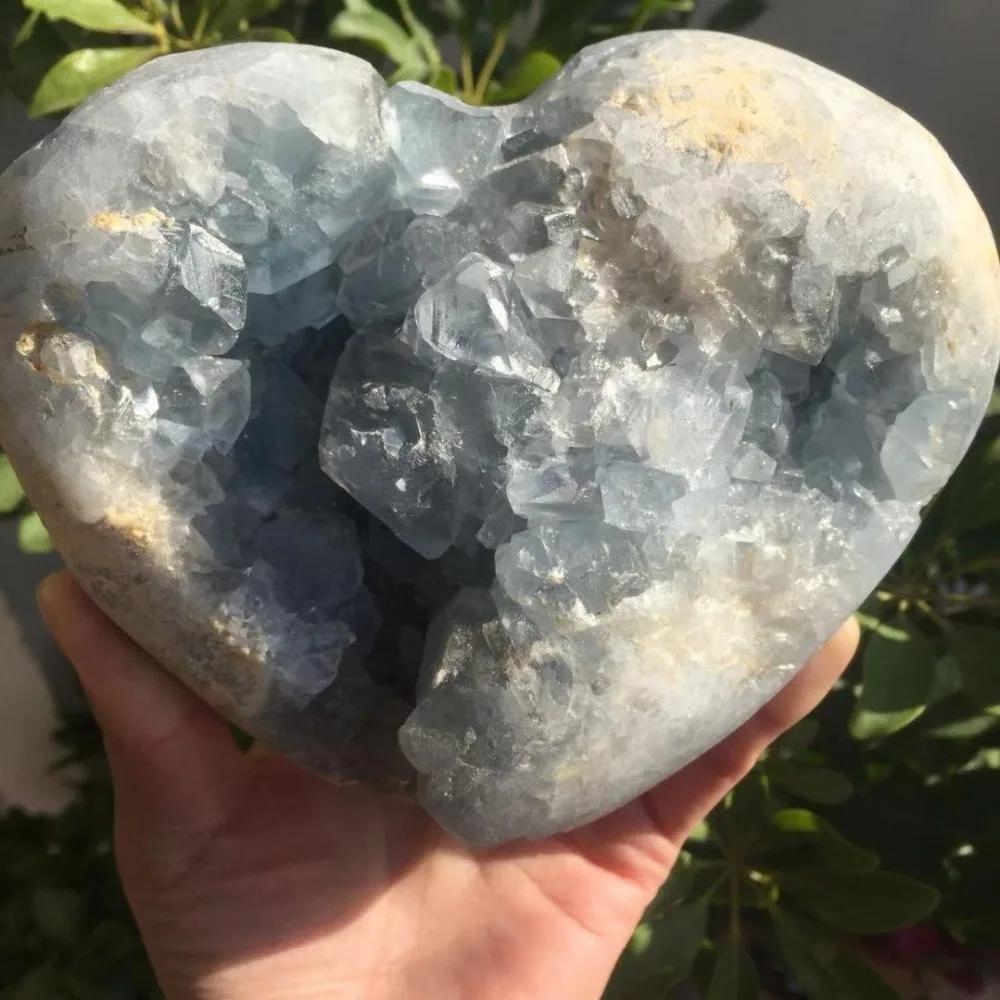 5.5lbs Celestite Geode Heart Chunky Natural Crystal Cluster from Madagascar Druzy Light Blue | Дом и сад
