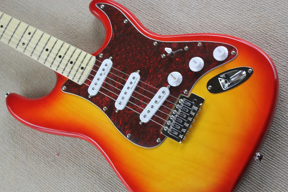 

Factory store CS red pickguard cherry sunburst ST signature maple fretboard 6 string Chrome Hardware Electric Guitar Guitarra