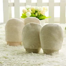 Детские Полосатые Перчатки с рисунком из мультфильма, противоскользящие перчатки, защита на Кроватку Новорожденного лица, хлопок, не царапающиеся перчатки