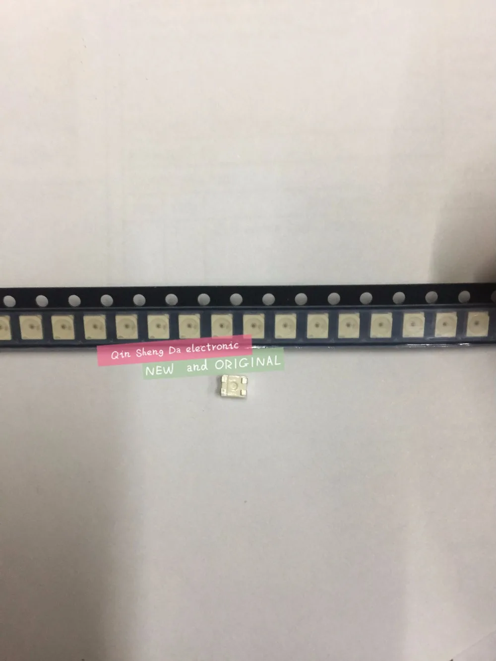 

100pcs 3528 Ultra Bright SMD,LYE67B ,PLCC4,900mcd,Yellow light emitting diode in stock.
