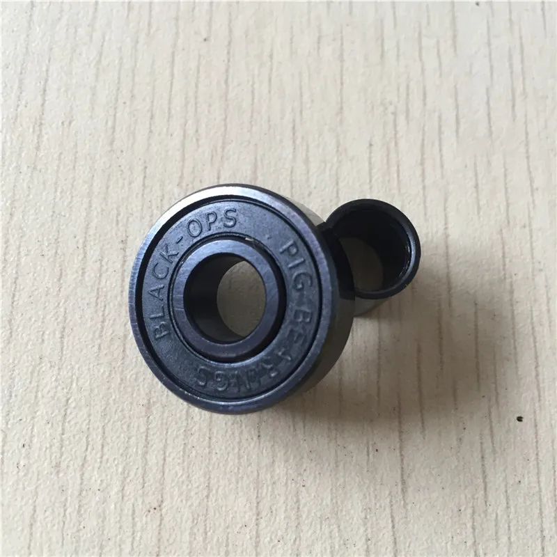 PIG BLACK OPS BEARING  (5)