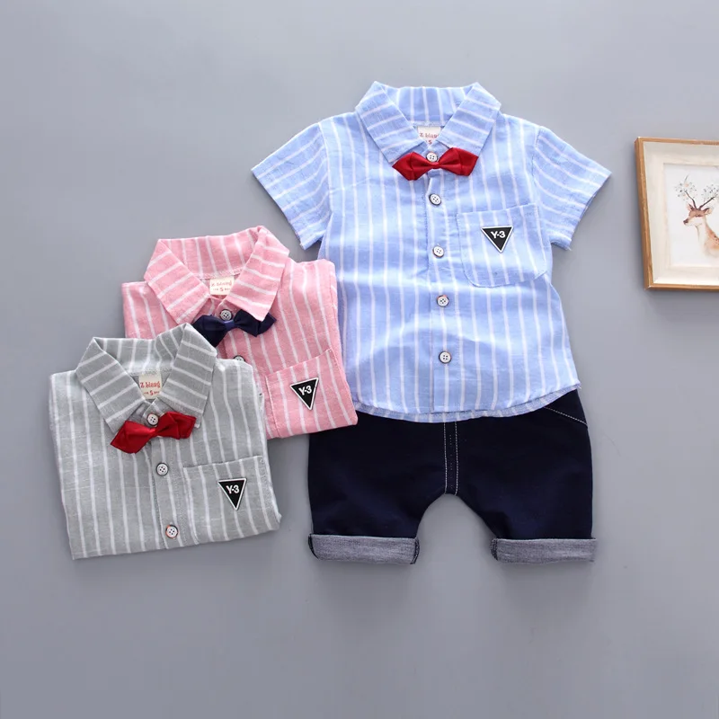 Коллекция года, летняя детская одежда Костюм Джентльмена для мальчиков, хлопковая рубашка в полоску с короткими рукавами+ шорты 2 предмета, Повседневная модная одежда для маленьких мальчиков