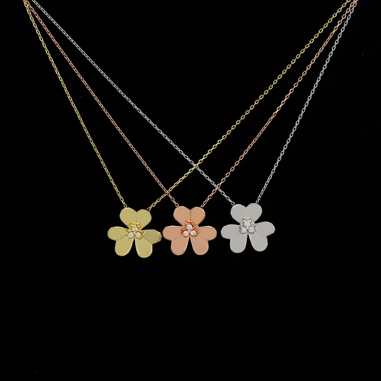 

Brand New Design Rose Gold color Copper Three leaf clover flowers Charm Pendant Necklace For Women AAA Zircon Fashion Jewelry