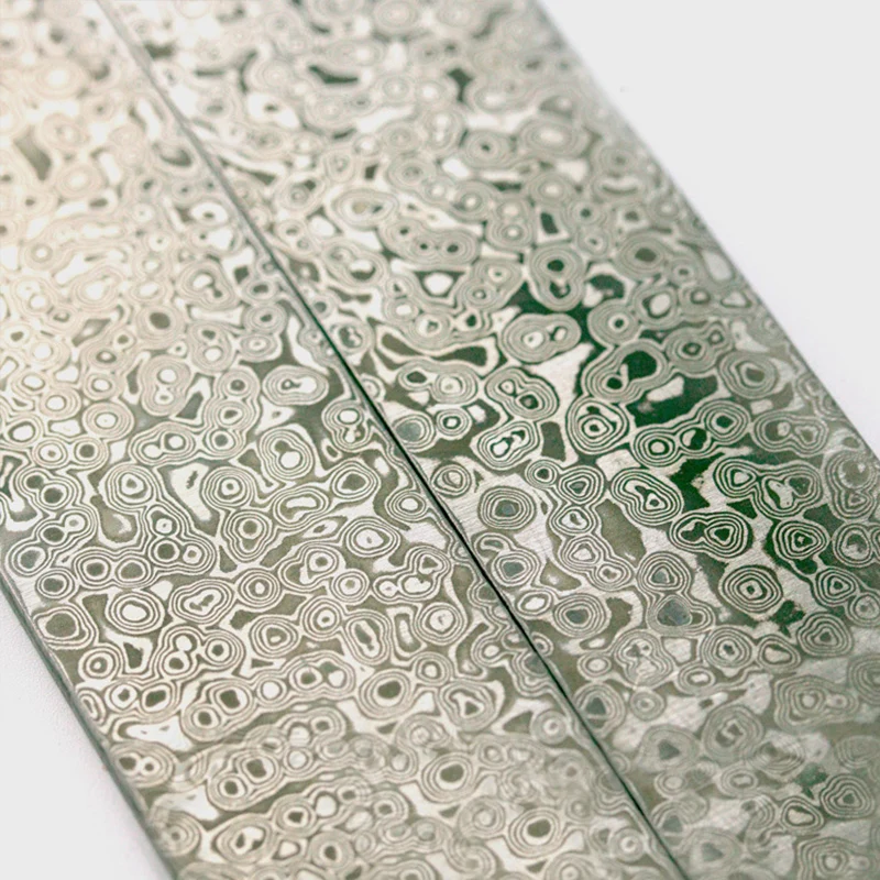 1 pc spiral Pattern DIY knife Making Damascus steel Rose Sandwich Pattern steel Knife blade blank Heat Treatment 1 pc spiral Pattern DIY knife Making Damascus steel Rose Sandwich Pattern steel Knife blade blank Heat Treatment