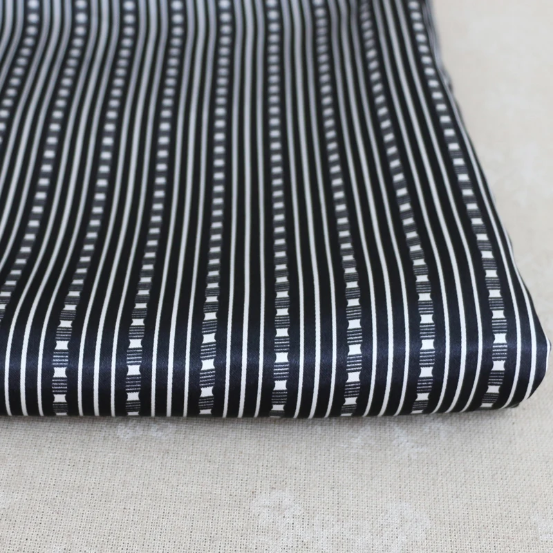 Атласная ткань для шитья одежды с геометрическим рисунком в полоску|sewing fabric|apparel