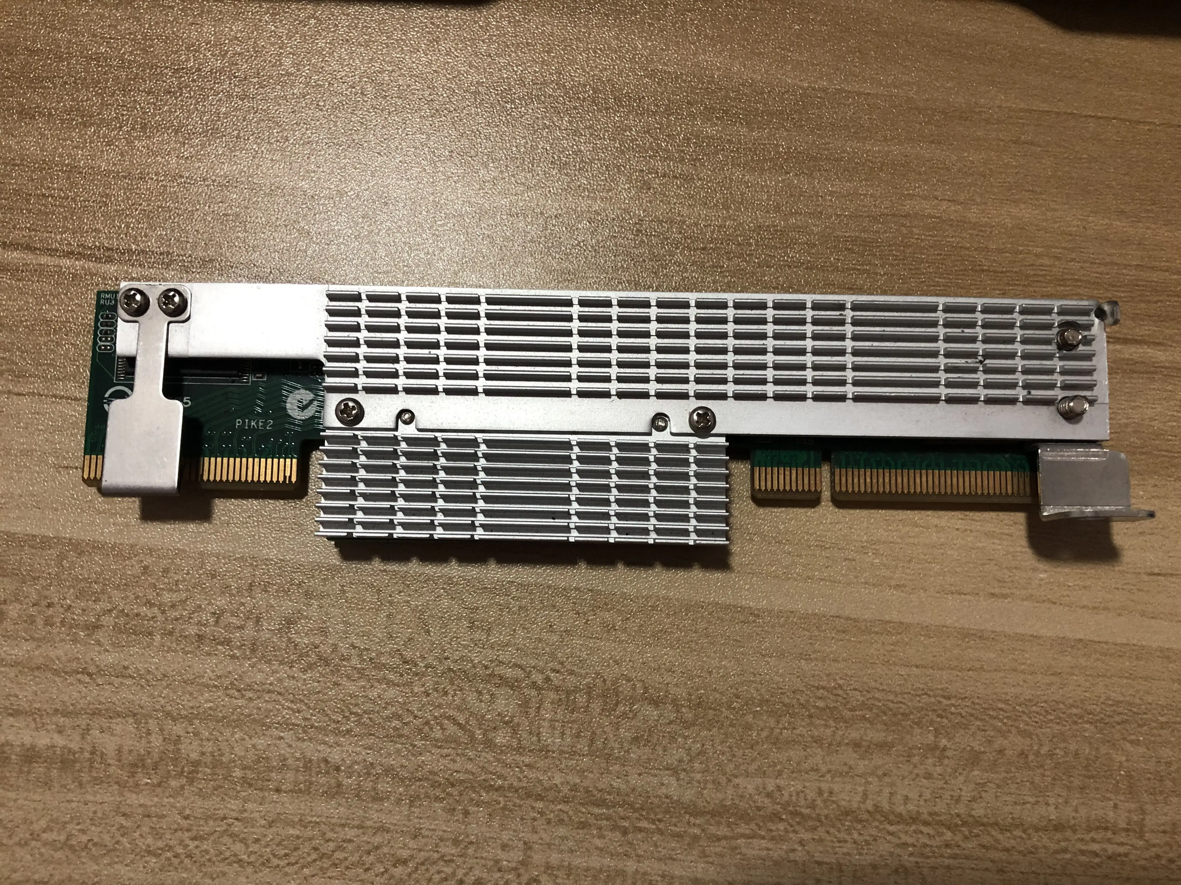

PIKE 2008 FOR ASUS PIKE 2008 LSI 8-Port SAS II SATA 6.0 Gbps RAID Card TESED well Working