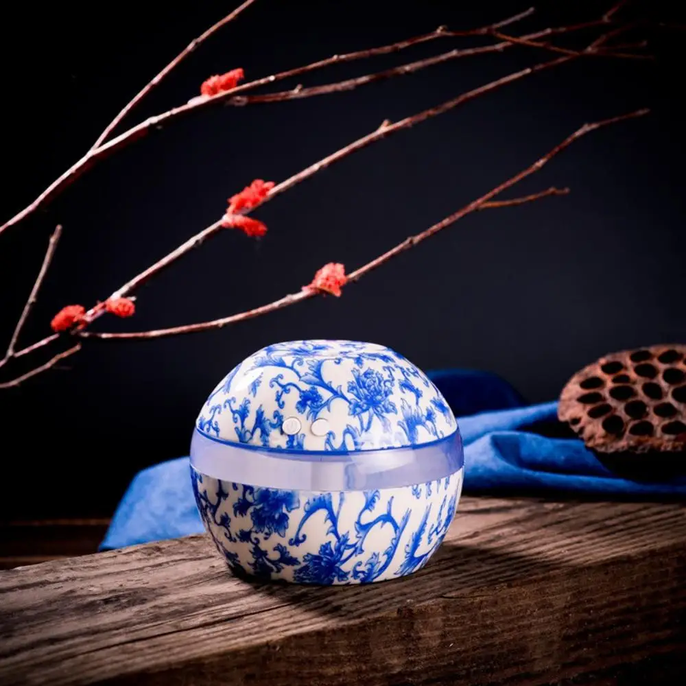 

300ml Ultrasonic Mini Car Home Humidifier Portable Blue-and-White Porcelain Humidifier Children's Room Dust-Proof Anti-Static