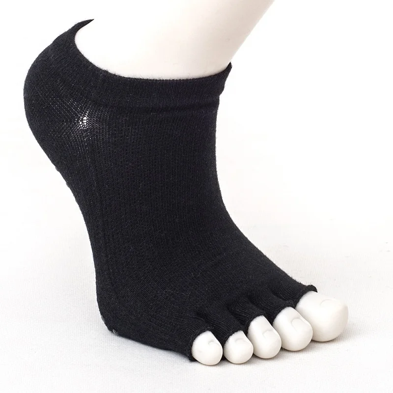 1 пара женщин Новое поступление чесаные хлопоковые Носки Для Йоги Спортивные силикагель антифрикционные нижние носки для женщин упражнения йоги для помещений - Цвет: Black